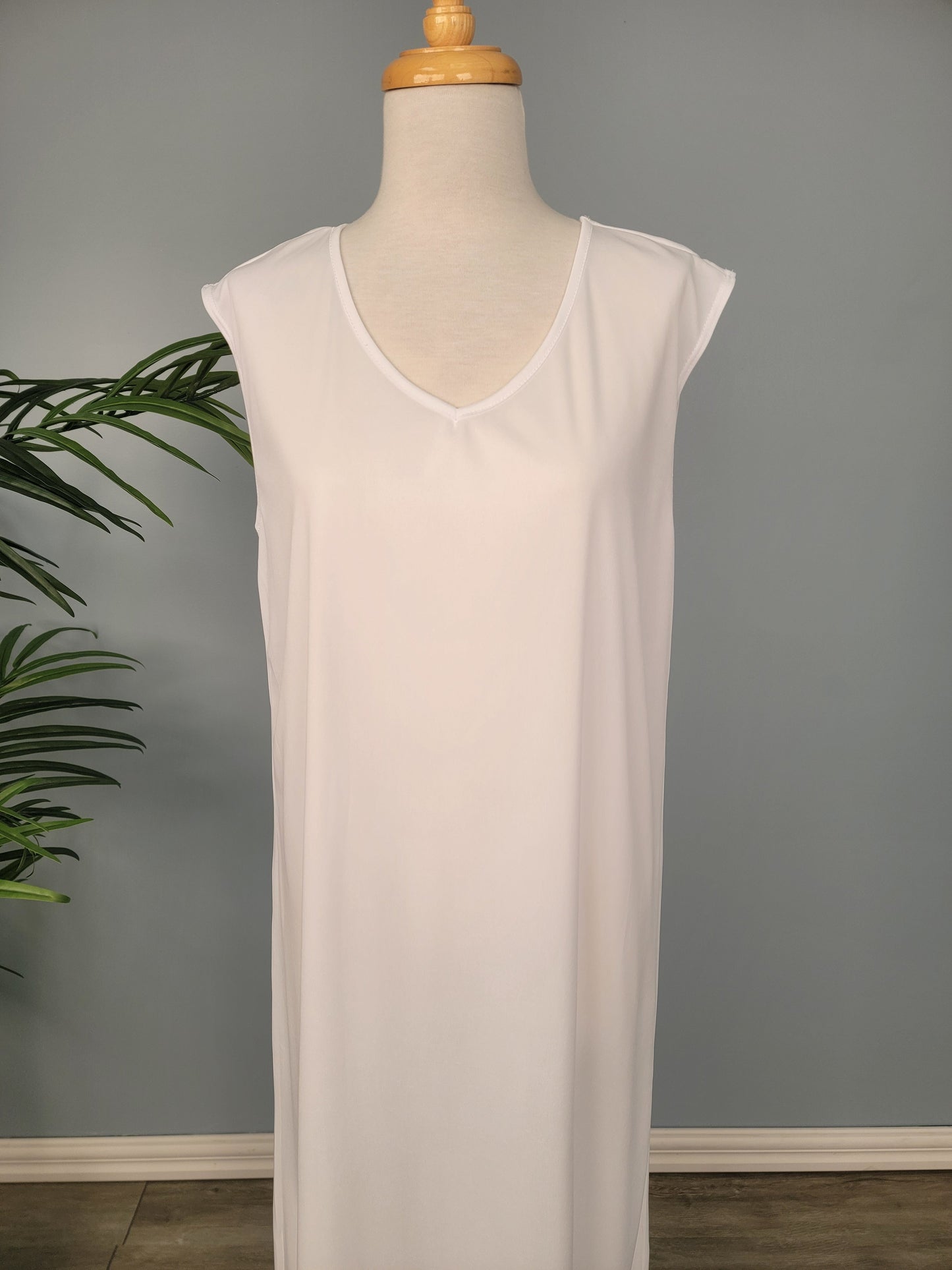 Raglan sleeve slip-Available in L-2XL