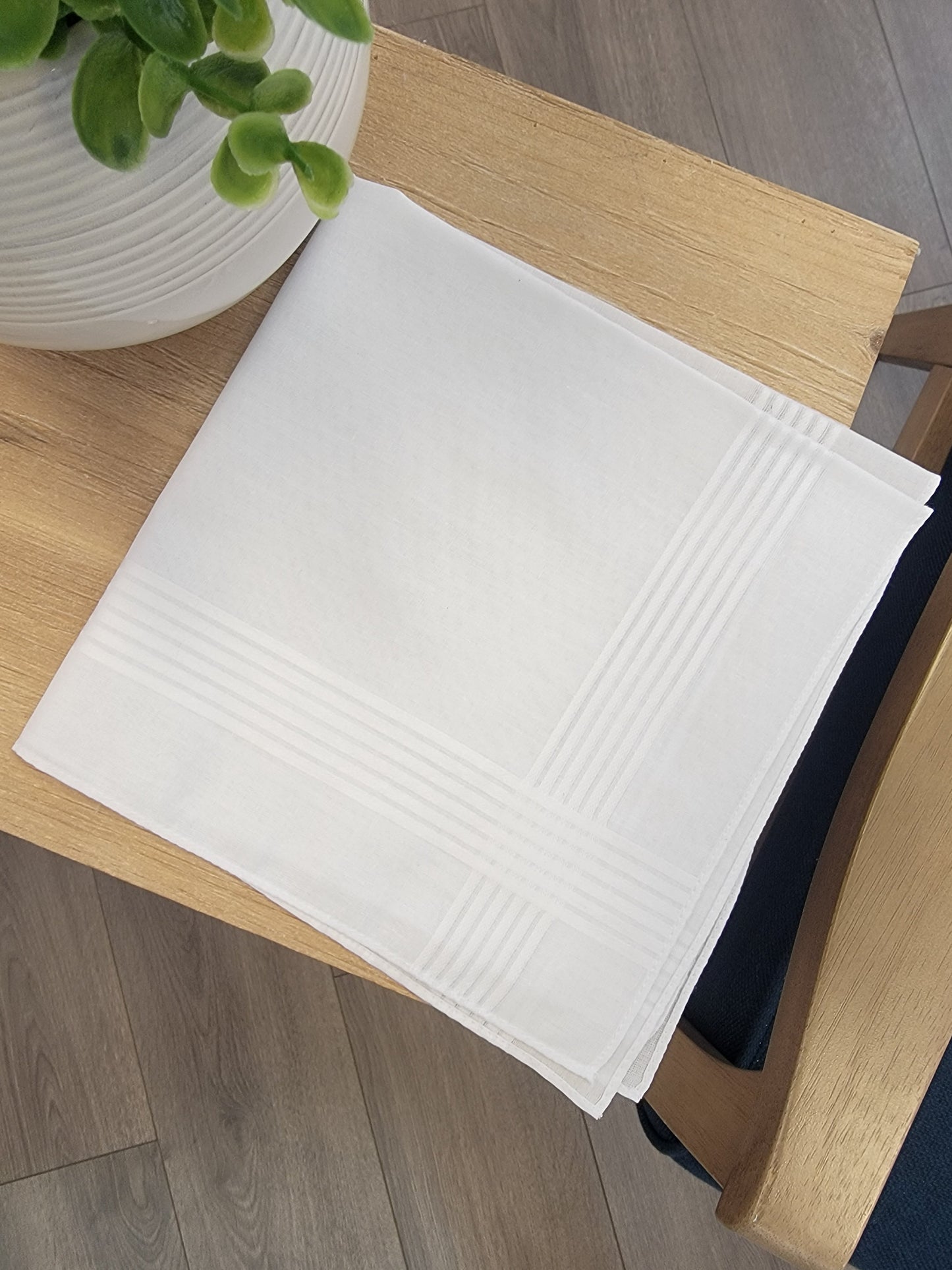 Hankie - Plain White Men's