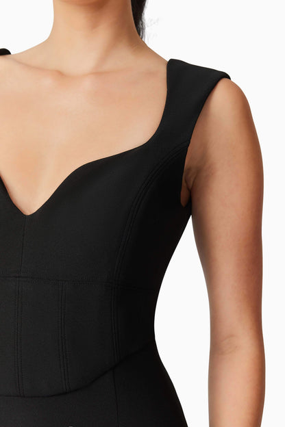 Gia Fitted Gown in Black