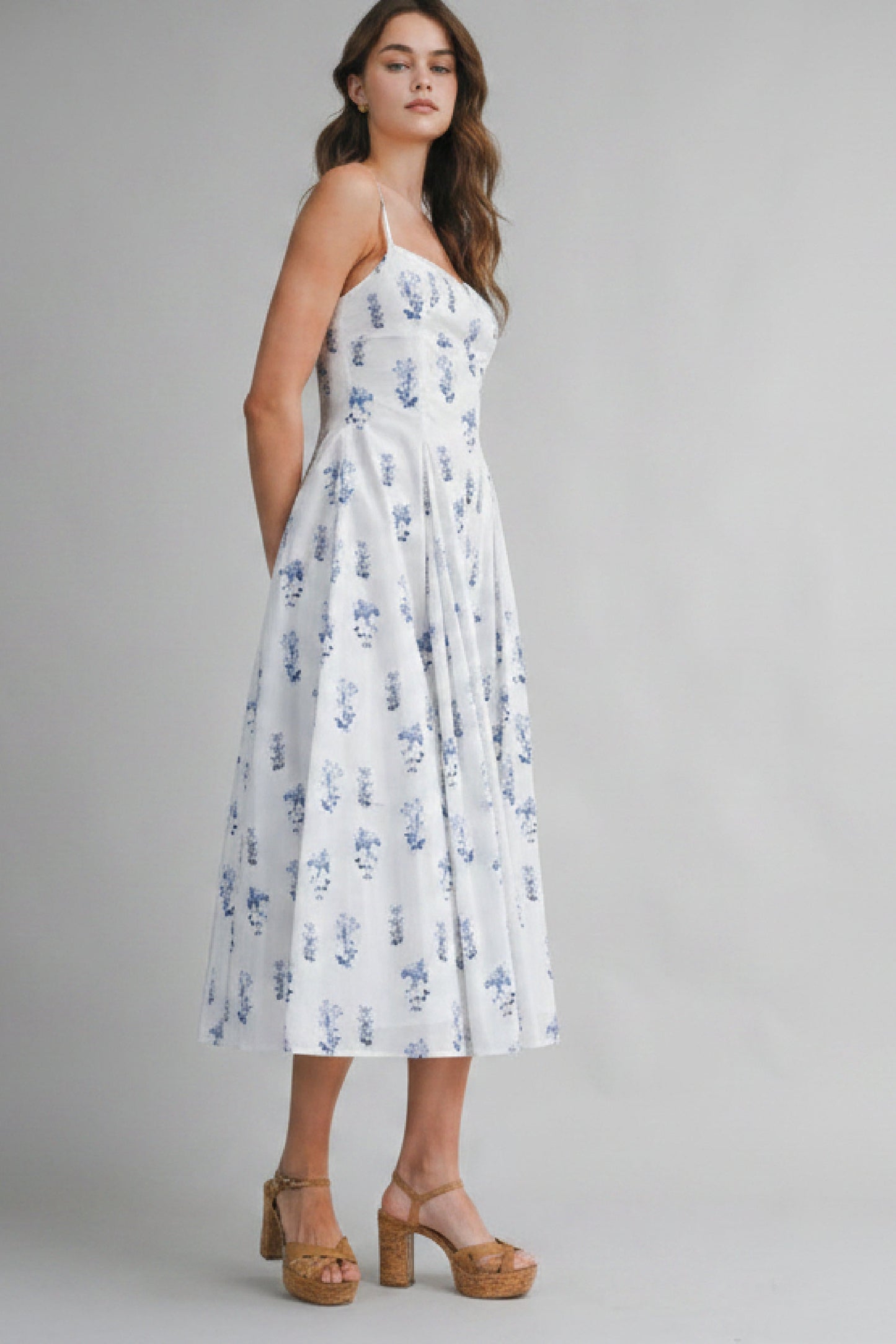 Kiernan Sleeveless A-Line Floral Print Midi Dress Blue