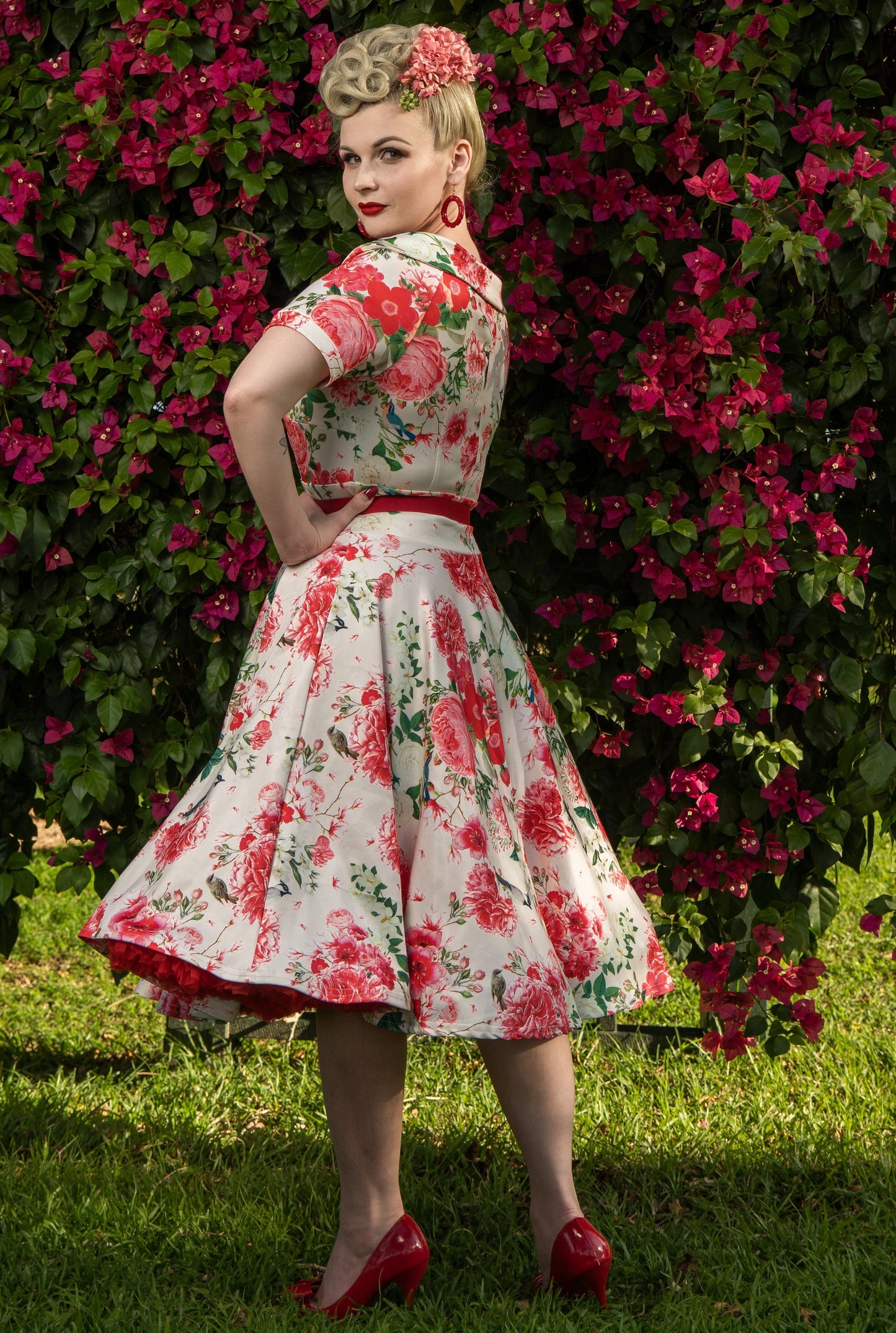 Darlene Vintage Peony Floral Tea Dress In White & Pink