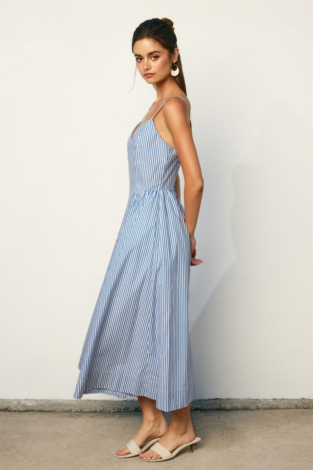 Jolene Sleeveless Stripe Print Midi Dress Blue